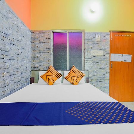 Spot On 74542 Aarav Hotel Jādabpur Exterior foto