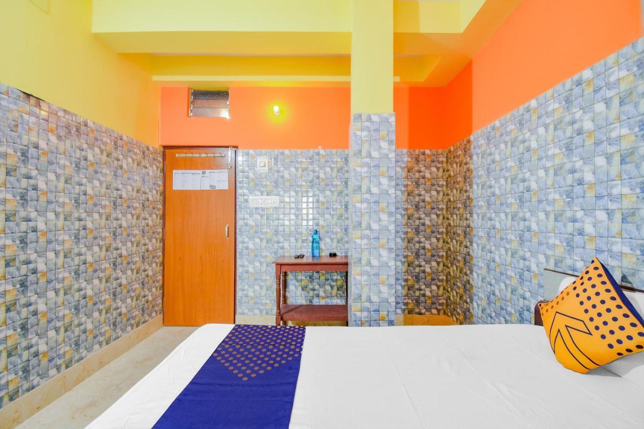 Spot On 74542 Aarav Hotel Jādabpur Exterior foto