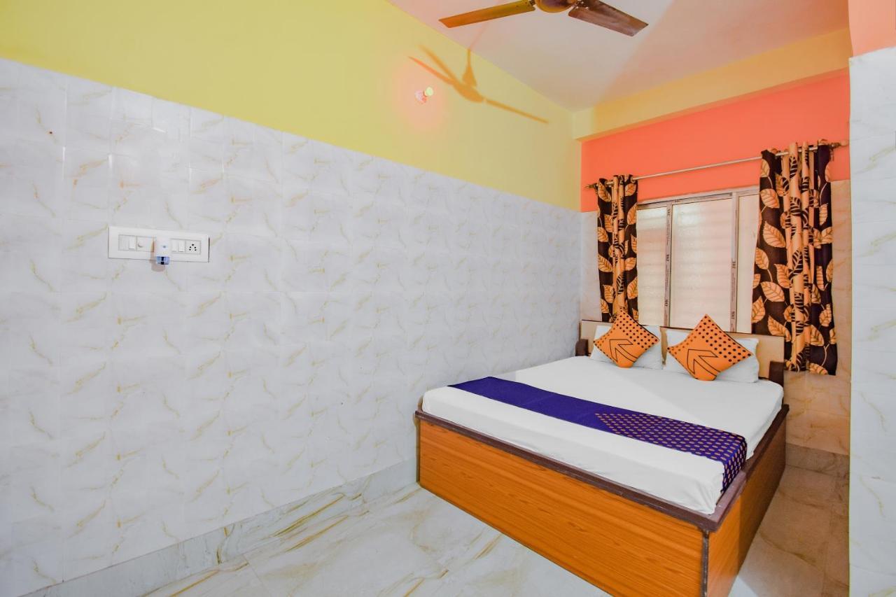 Spot On 74542 Aarav Hotel Jādabpur Exterior foto