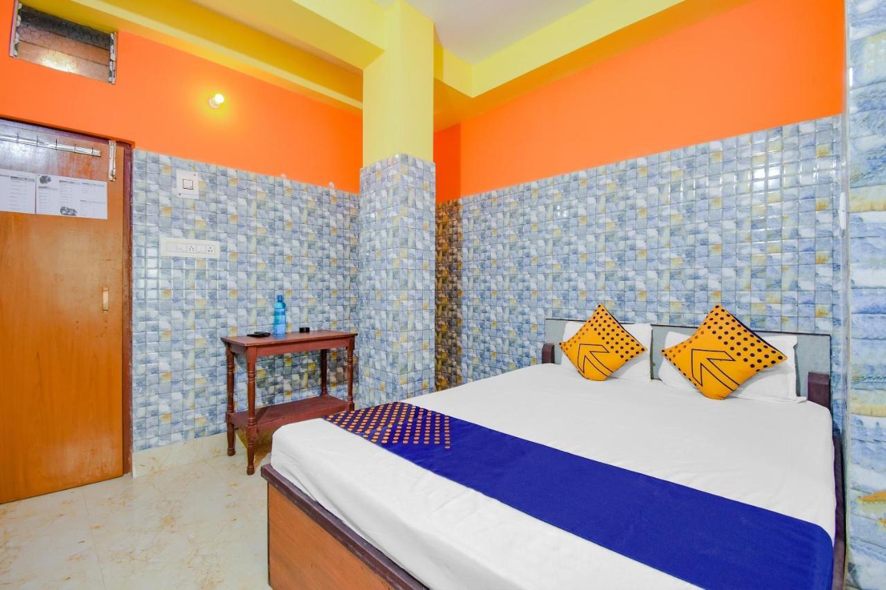 Spot On 74542 Aarav Hotel Jādabpur Exterior foto