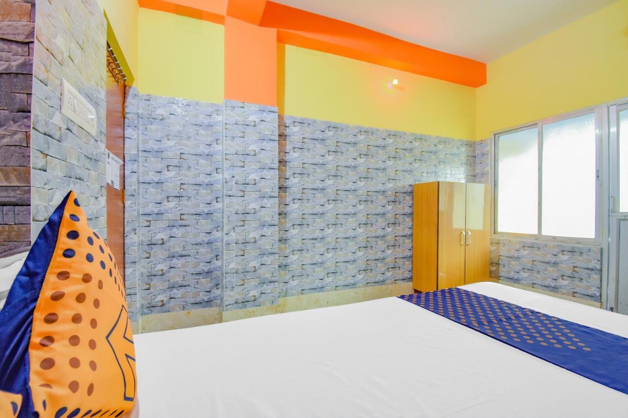 Spot On 74542 Aarav Hotel Jādabpur Exterior foto